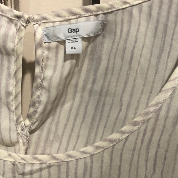 Gap Watercolor Pinstripe Top Sz XL - Picture 3 of 4